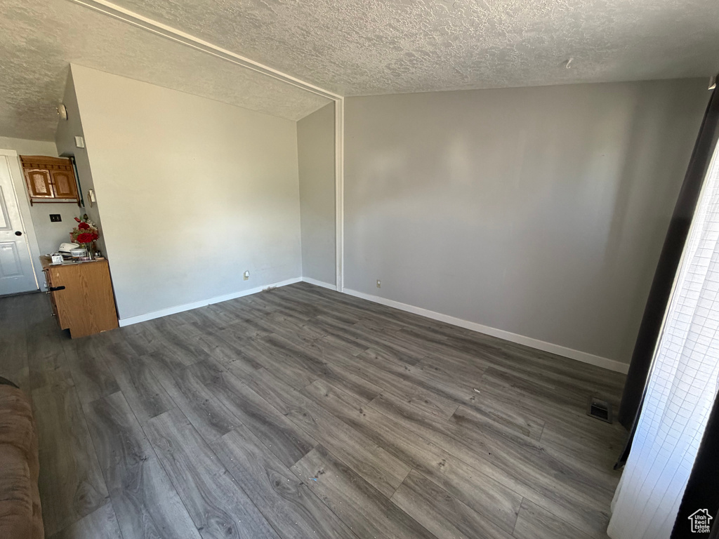 Photo 7 for MLS #2092404 at 675 W 2550 South
