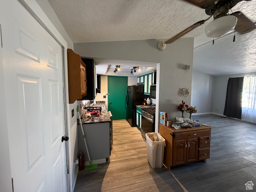 Photo 12 for MLS #2092404 at 675 W 2550 South