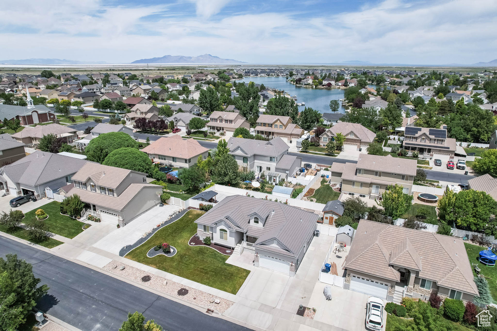 Aerial perspective of suburban area with mountains