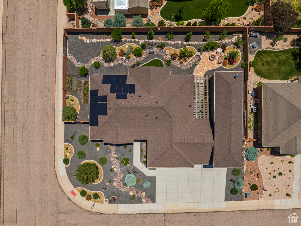 Aerial overview of property's location