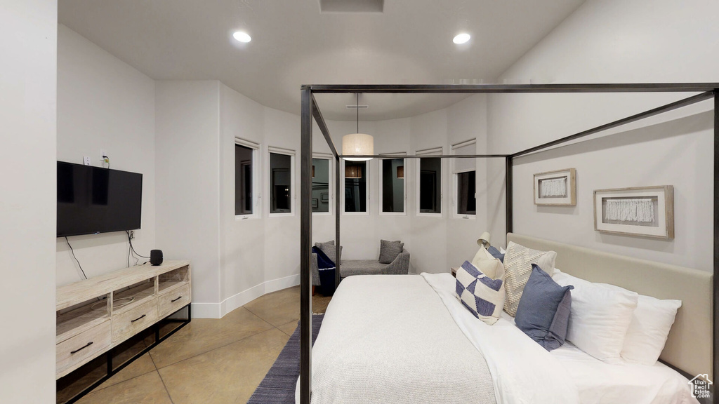 Bedroom with recessed lighting