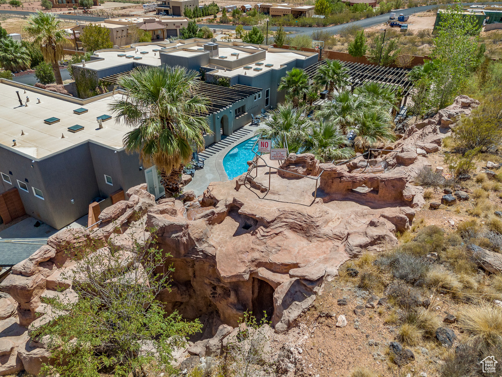 Bird\'s eye view of a pool area
