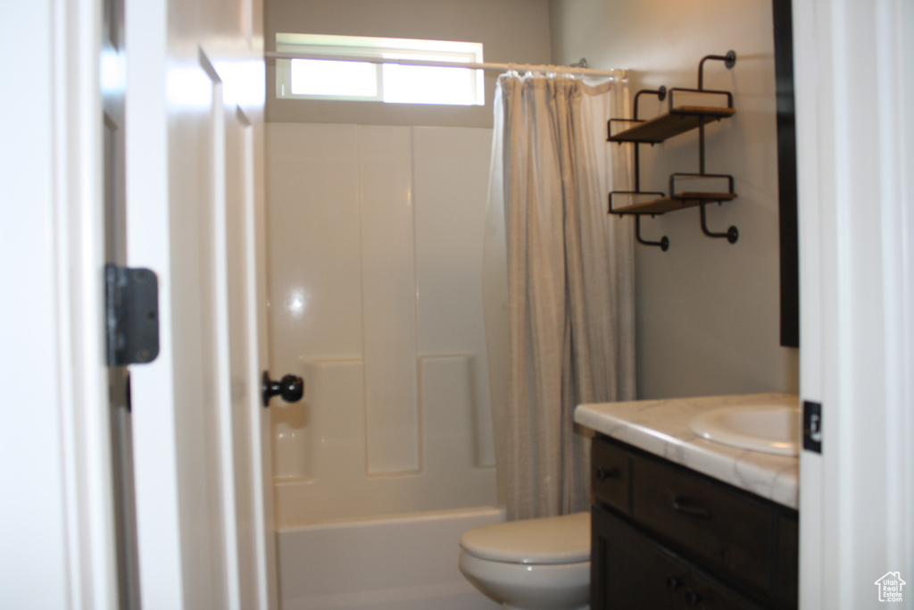 Photo 15 for MLS #2092470 at 539 S Chan Dr