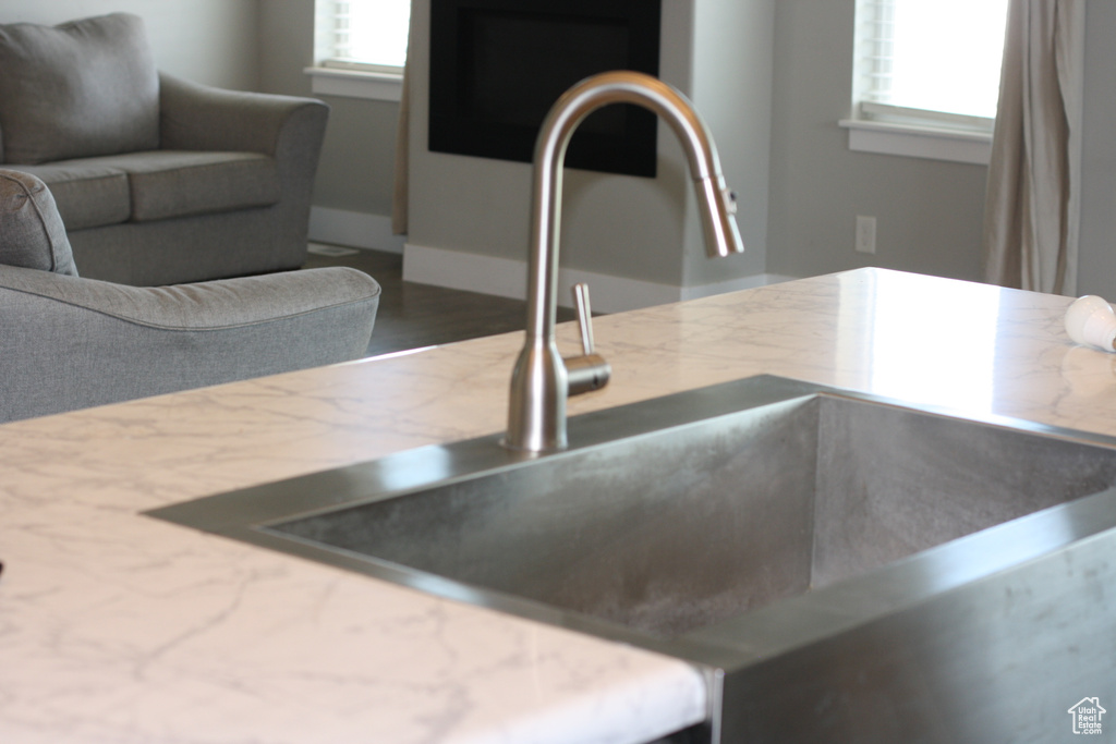 Photo 4 for MLS #2092470 at 539 S Chan Dr