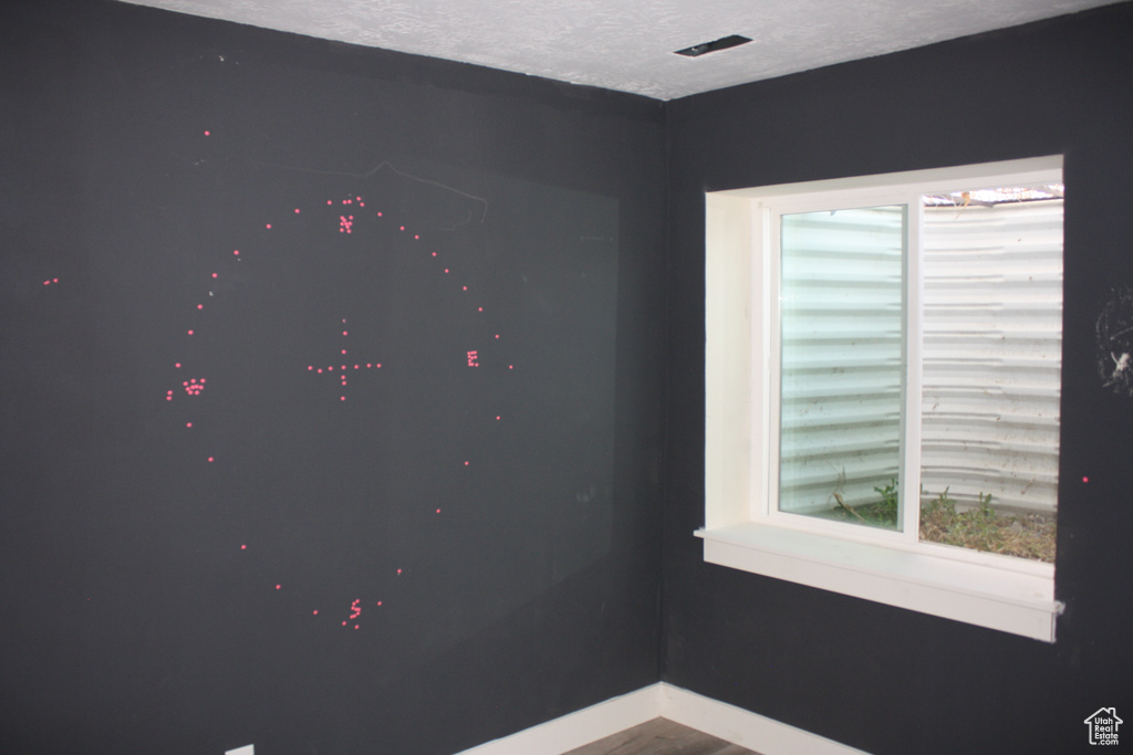 Photo 31 for MLS #2092470 at 539 S Chan Dr