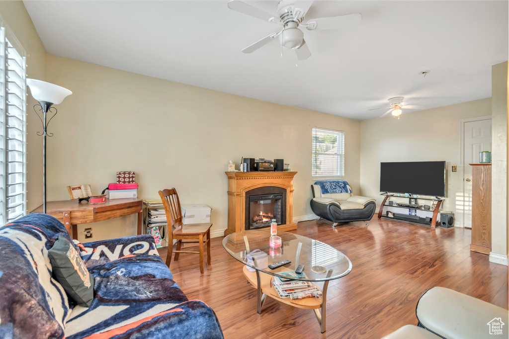 382 N PEACH ST Santaquin, UT 84655