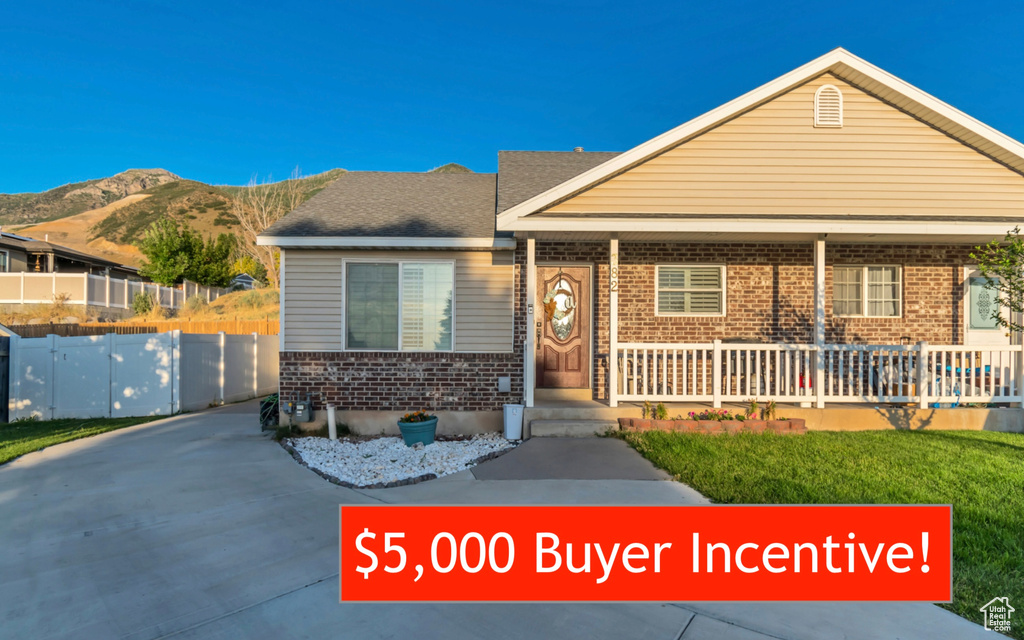 382 N PEACH ST Santaquin, UT 84655