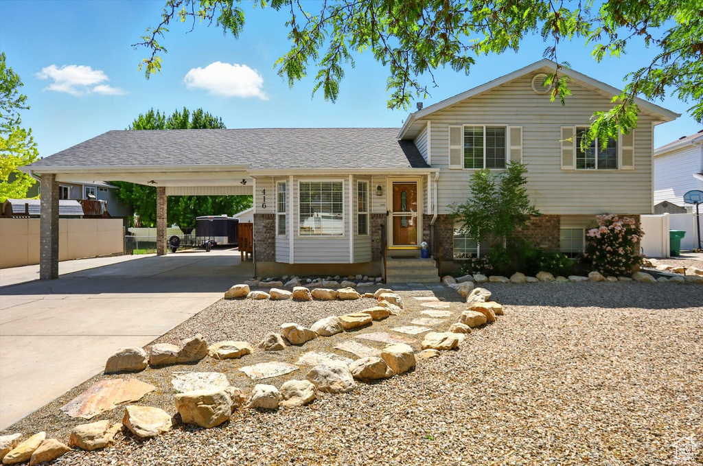 416 N 450 W Clearfield, UT 84015