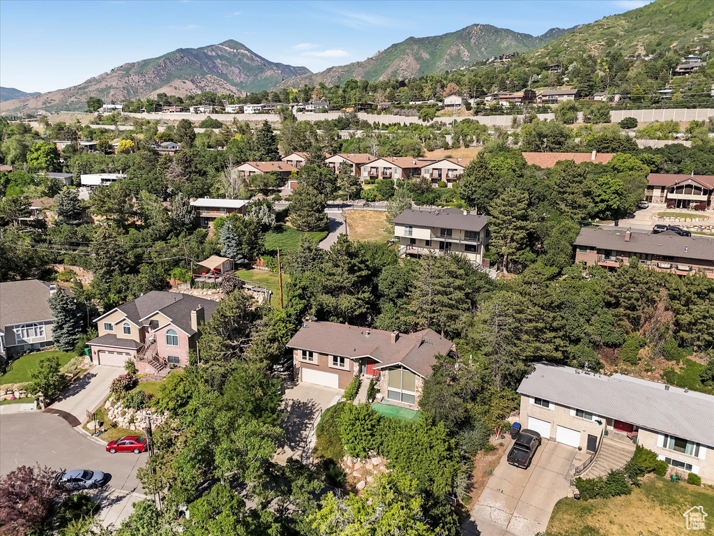 Aerial perspective of suburban area with mountains