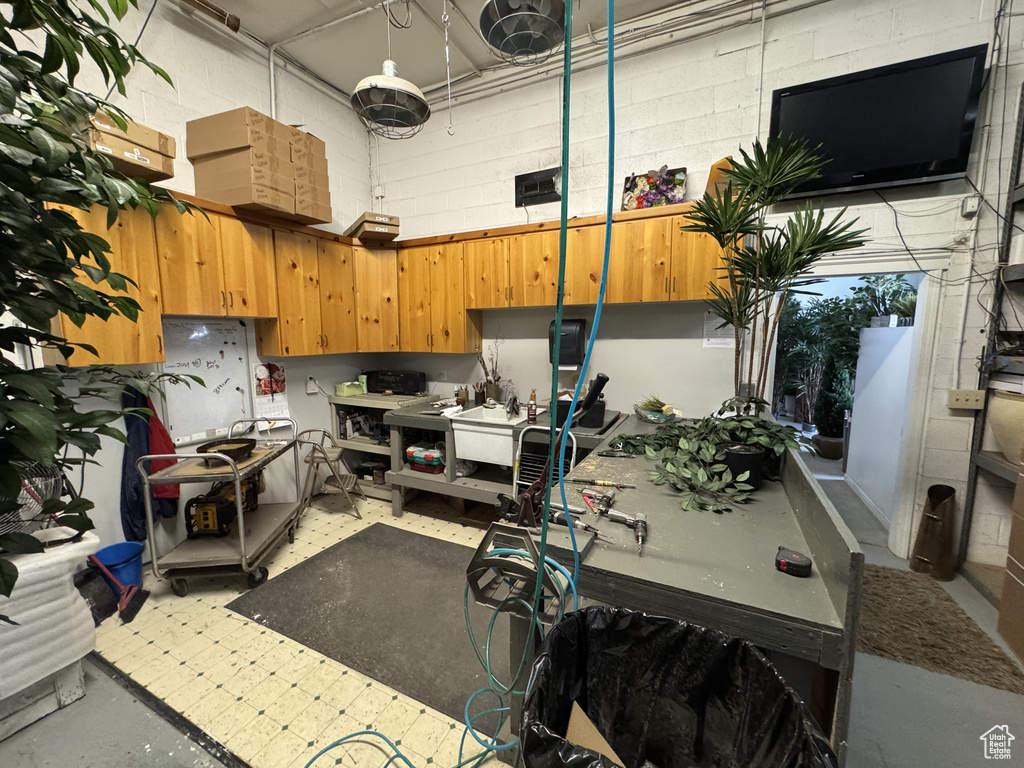 Kitchen with concrete floors