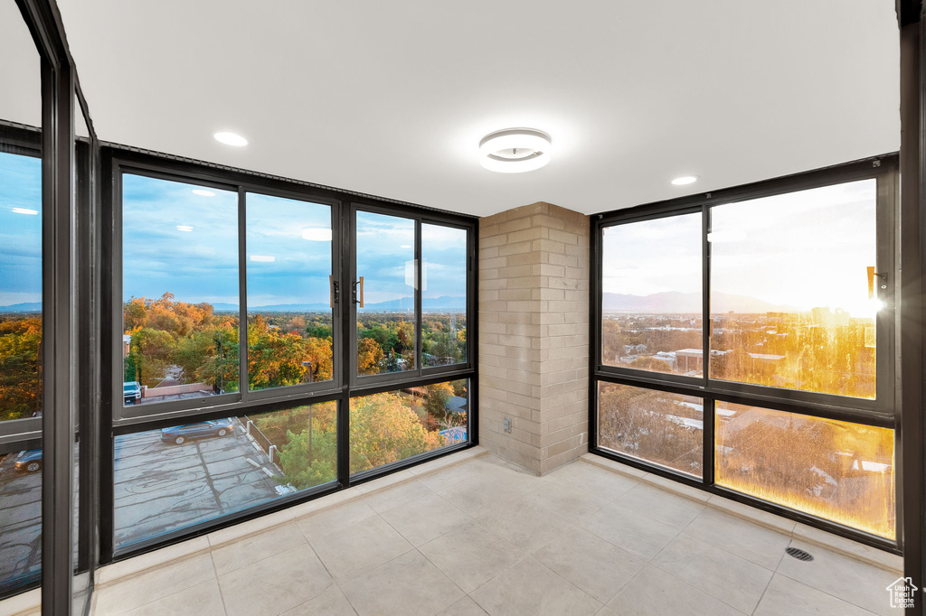 Photo 6 for MLS #2092534 at 426 S 1000 East #707