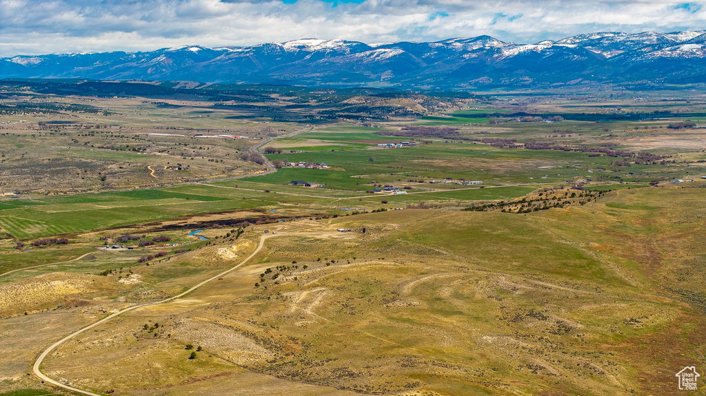 Overview of rural landscape with a mountainous background