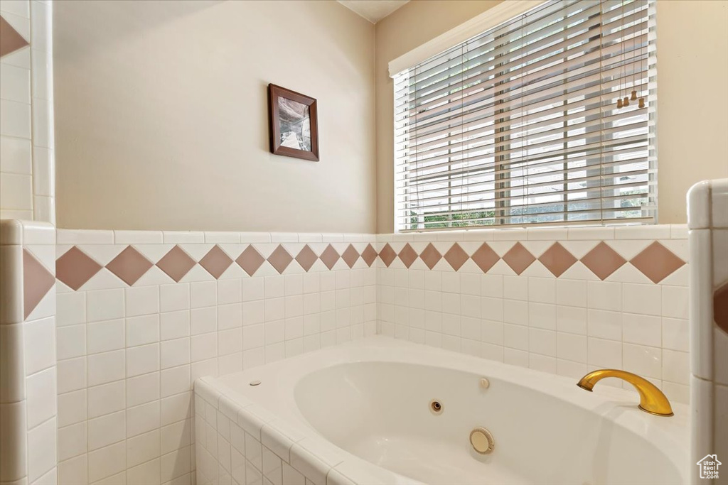 Bathroom featuring a jetted tub