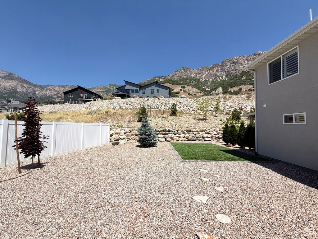 View of yard featuring a mountain view