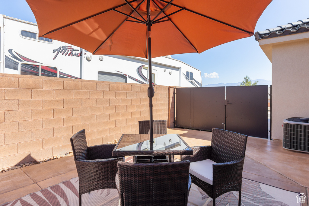 View of patio / terrace featuring outdoor dining area