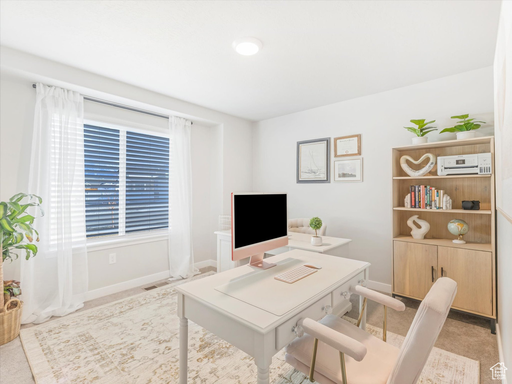 Office with baseboards