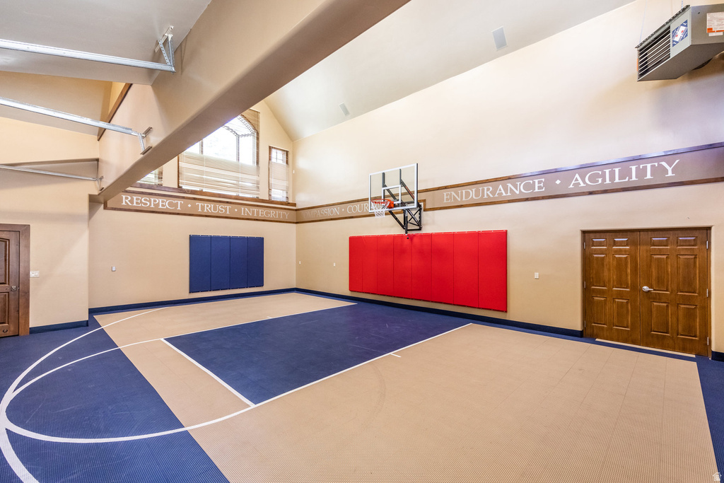 8066 N RED FOX CT Park City, UT 84098