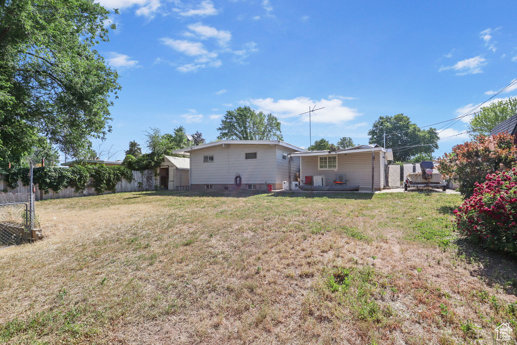 View of yard featuring a patio