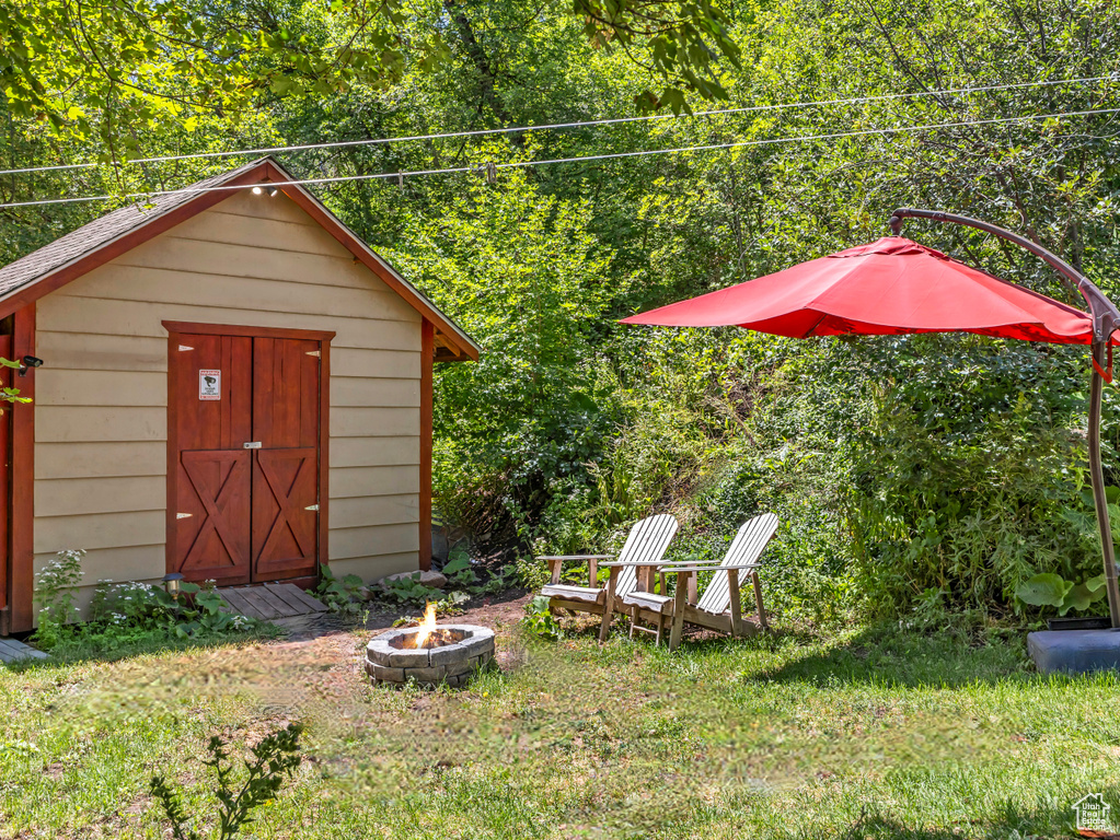 Photo 10 for MLS #2092722 at 1155 N Pinecrest Canyon Rd