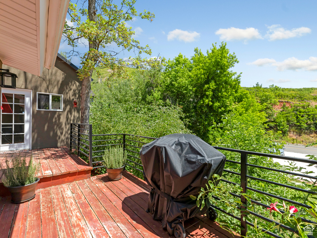Photo 6 for MLS #2092722 at 1155 N Pinecrest Canyon Rd