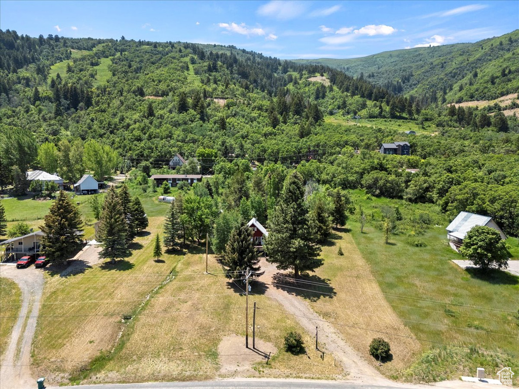 2439 N NORDIC DR Eden, UT 84310