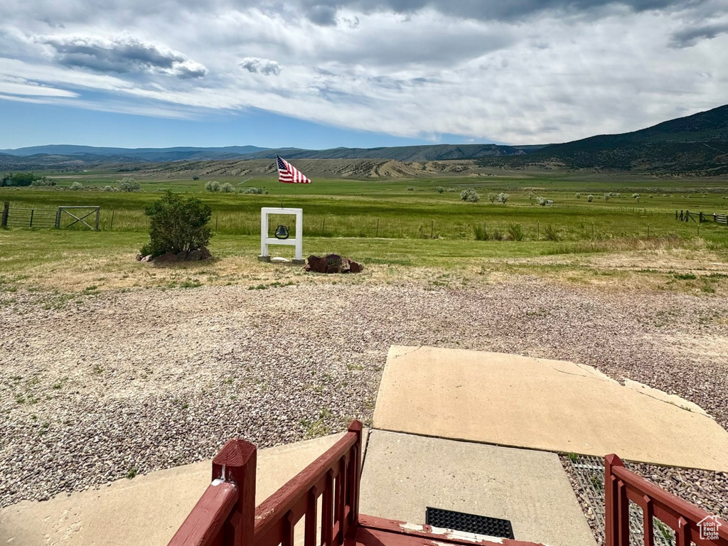 View of yard with a view of rural / pastoral area
