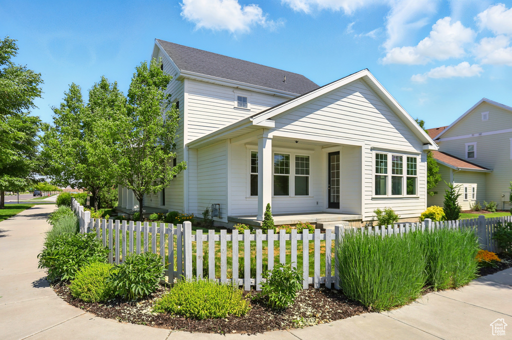 View of front of property featuring a porch