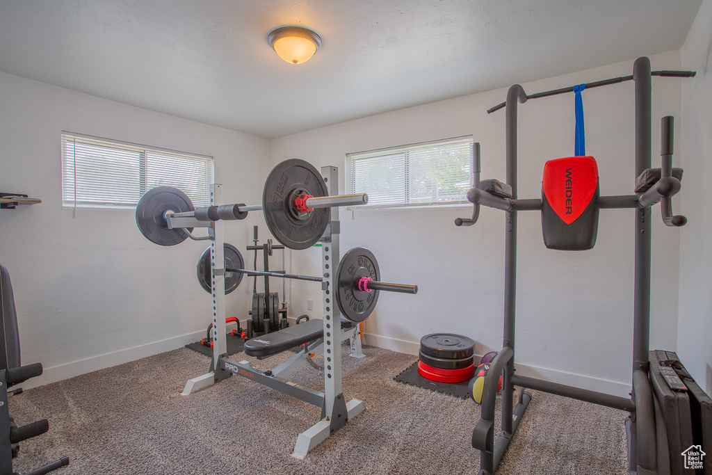 4586 W 4925 S Kearns, UT 84118