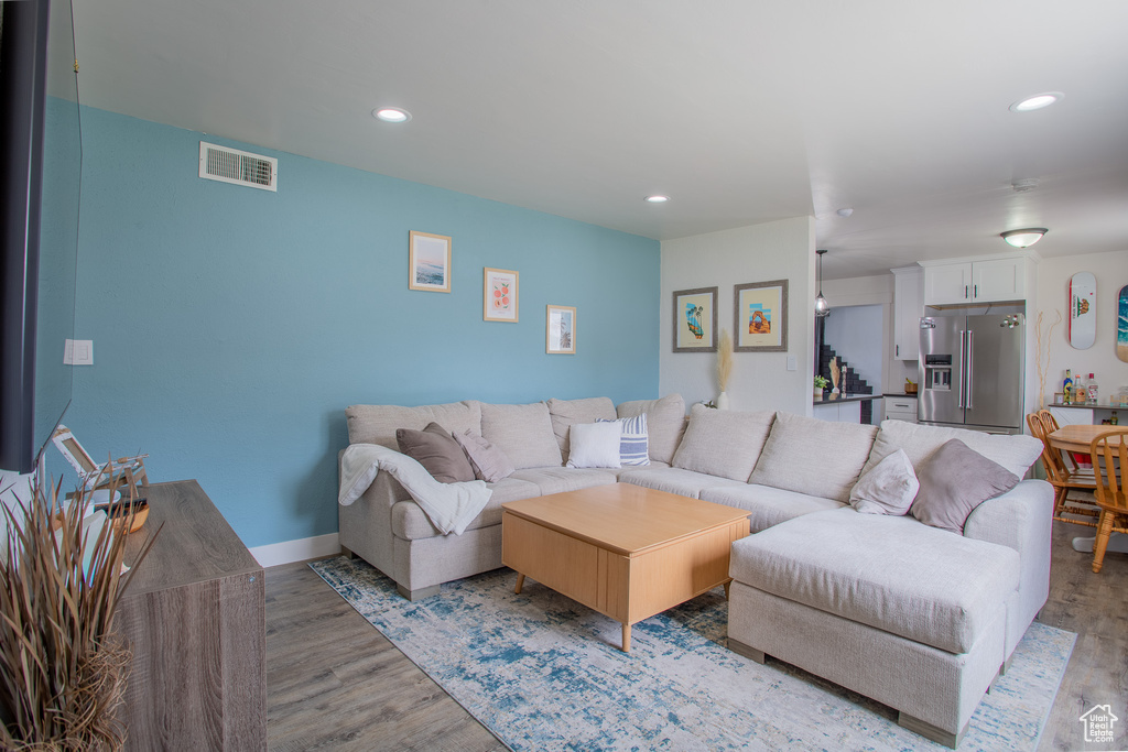 4586 W 4925 S Kearns, UT 84118