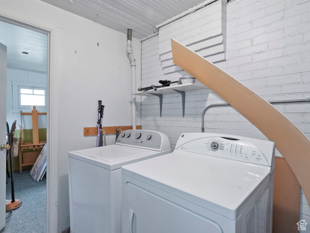 Laundry area with washing machine and dryer
