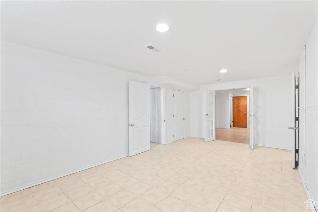 Spare room with recessed lighting