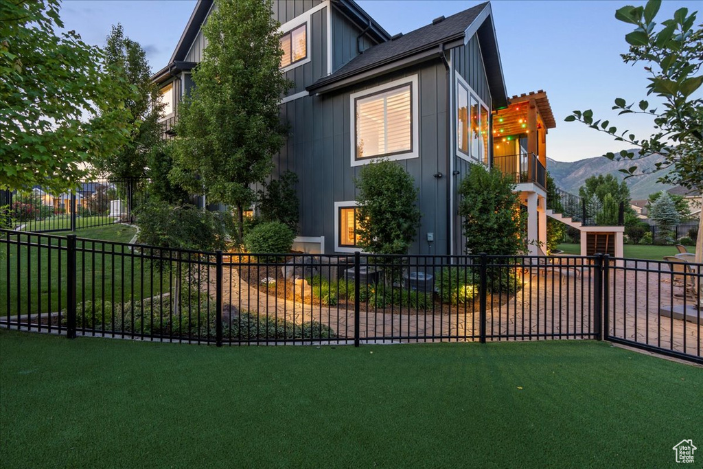 6221 W APPLECROSS CIR Highland, UT 84003