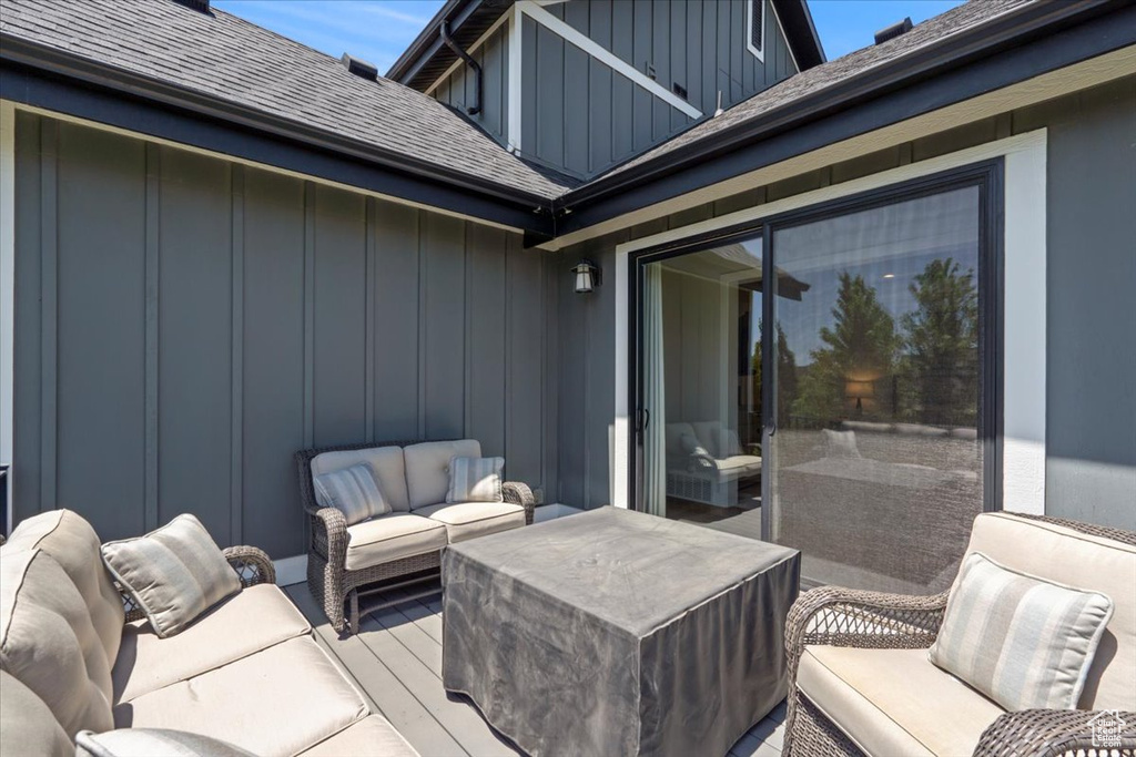 6221 W APPLECROSS CIR Highland, UT 84003