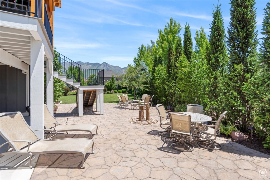 6221 W APPLECROSS CIR Highland, UT 84003