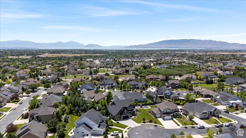6221 W APPLECROSS CIR Highland, UT 84003
