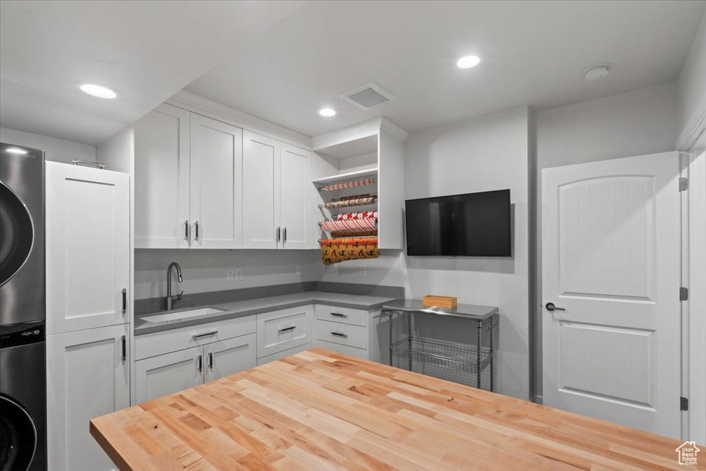 6221 W APPLECROSS CIR Highland, UT 84003