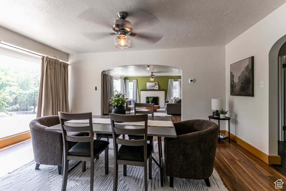 Photo 8 for MLS #2092848 at 3071 Quincy Ave