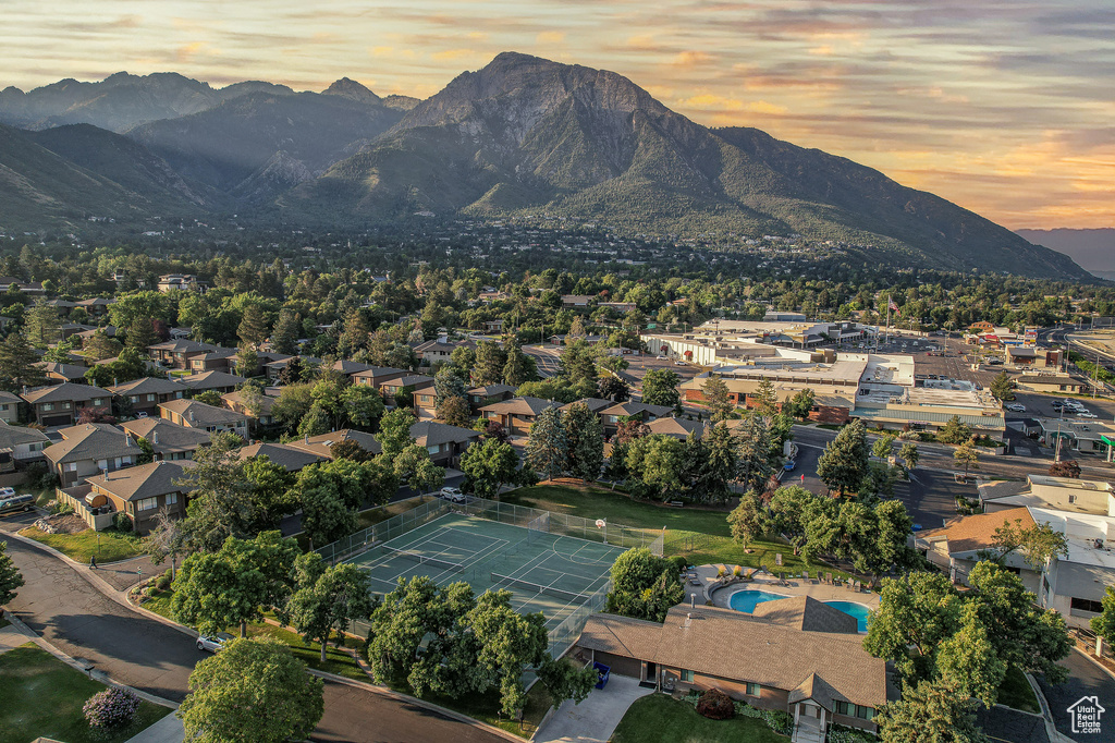 View of property location featuring mountains