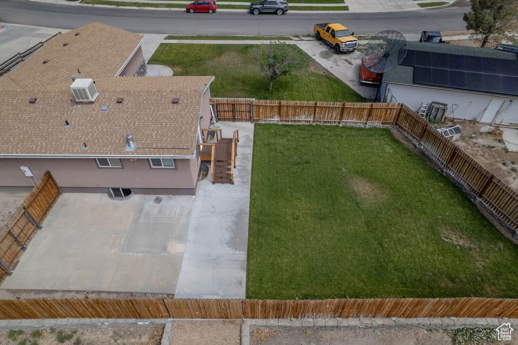 Aerial view of property and surrounding area