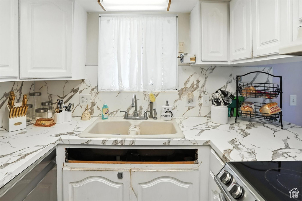 4358 S 950 W Riverdale, UT 84405