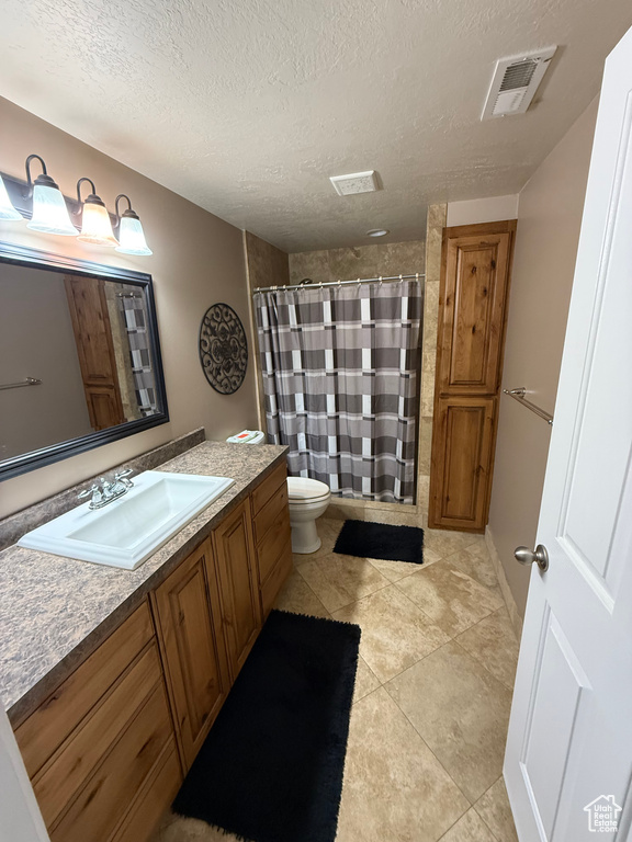 2192 S 225 E Kaysville, UT 84037