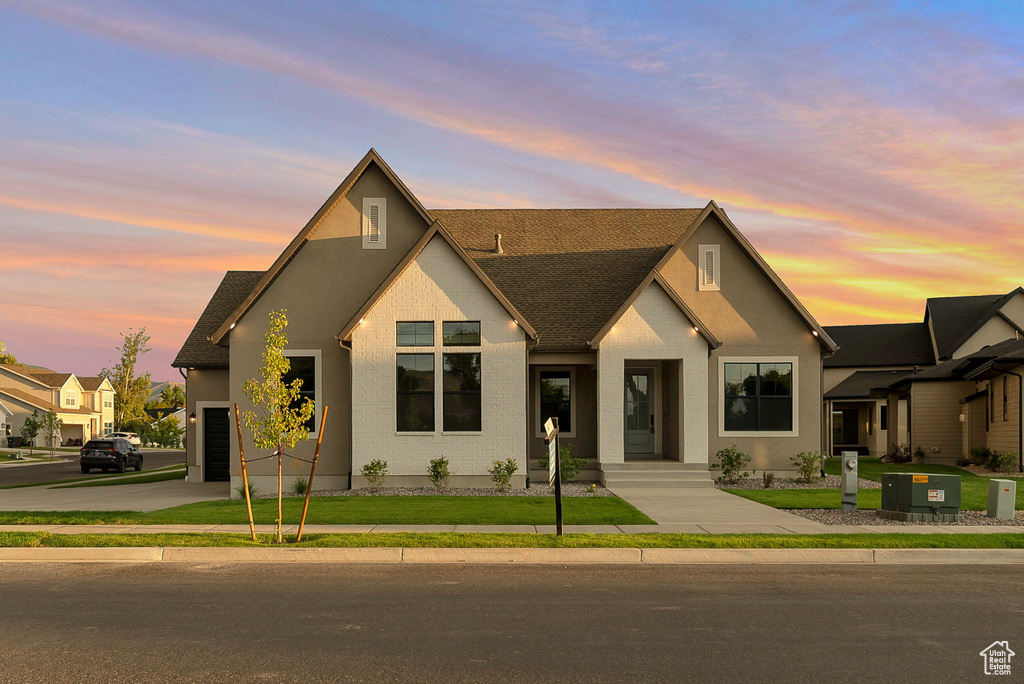 551 W SUMMERHILL LN Centerville, UT 84014