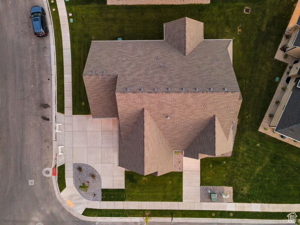 551 W SUMMERHILL LN Centerville, UT 84014