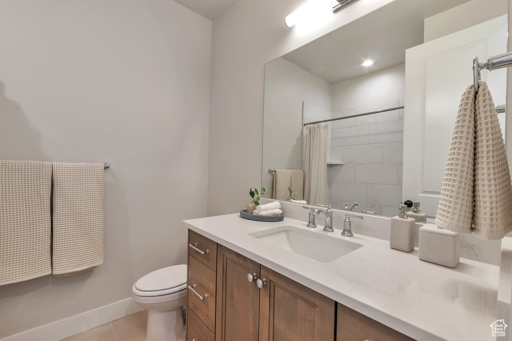 551 W SUMMERHILL LN Centerville, UT 84014