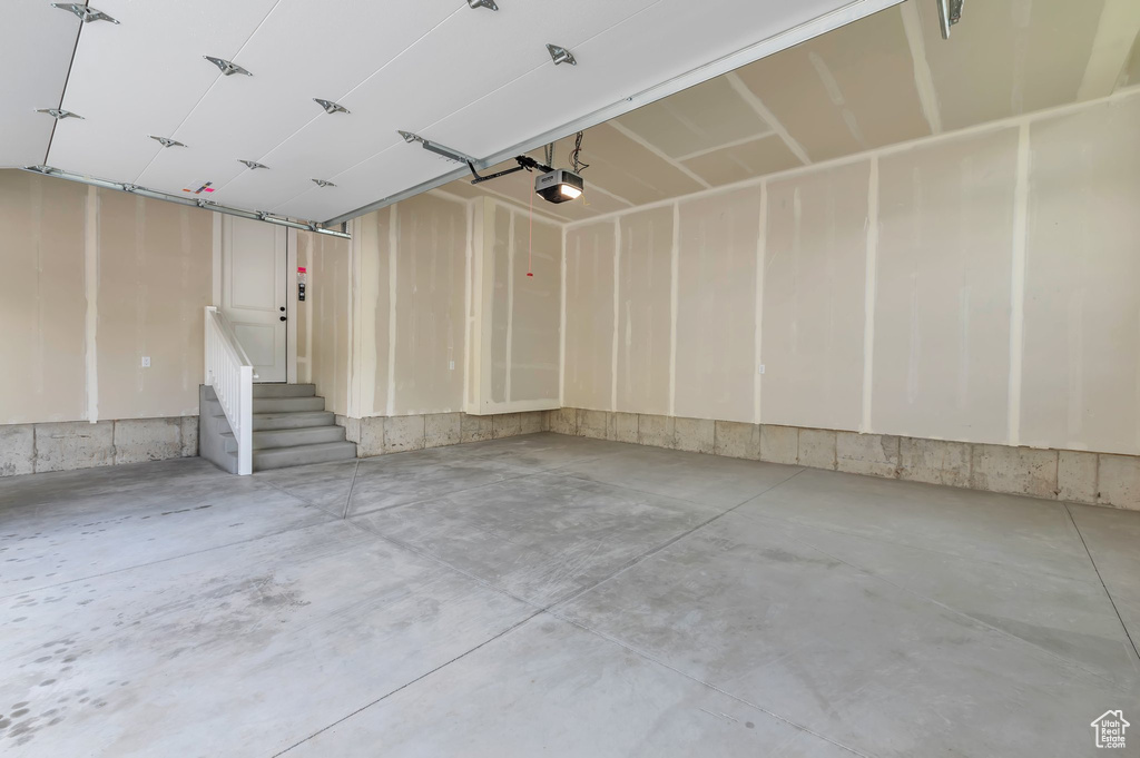 551 W SUMMERHILL LN Centerville, UT 84014