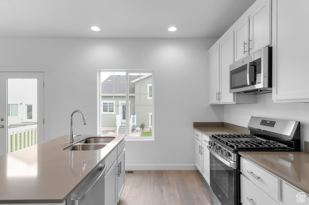 7801 W ALTA SPRINGS LN Magna, UT 84044