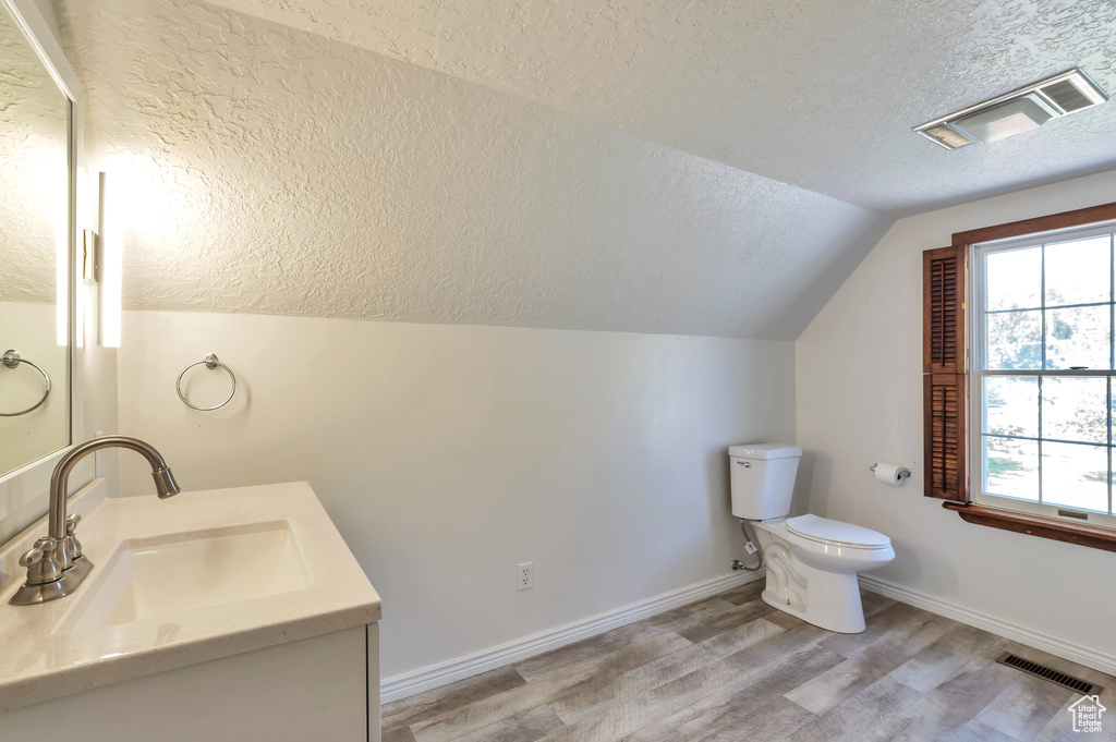 648 E 2550 N North Ogden, UT 84414