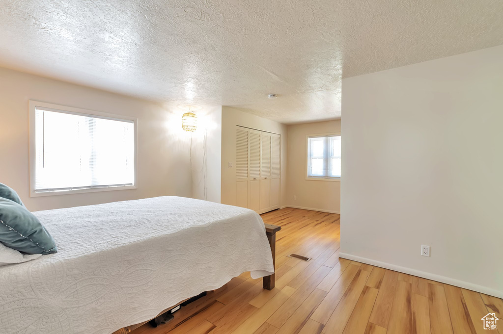 648 E 2550 N North Ogden, UT 84414