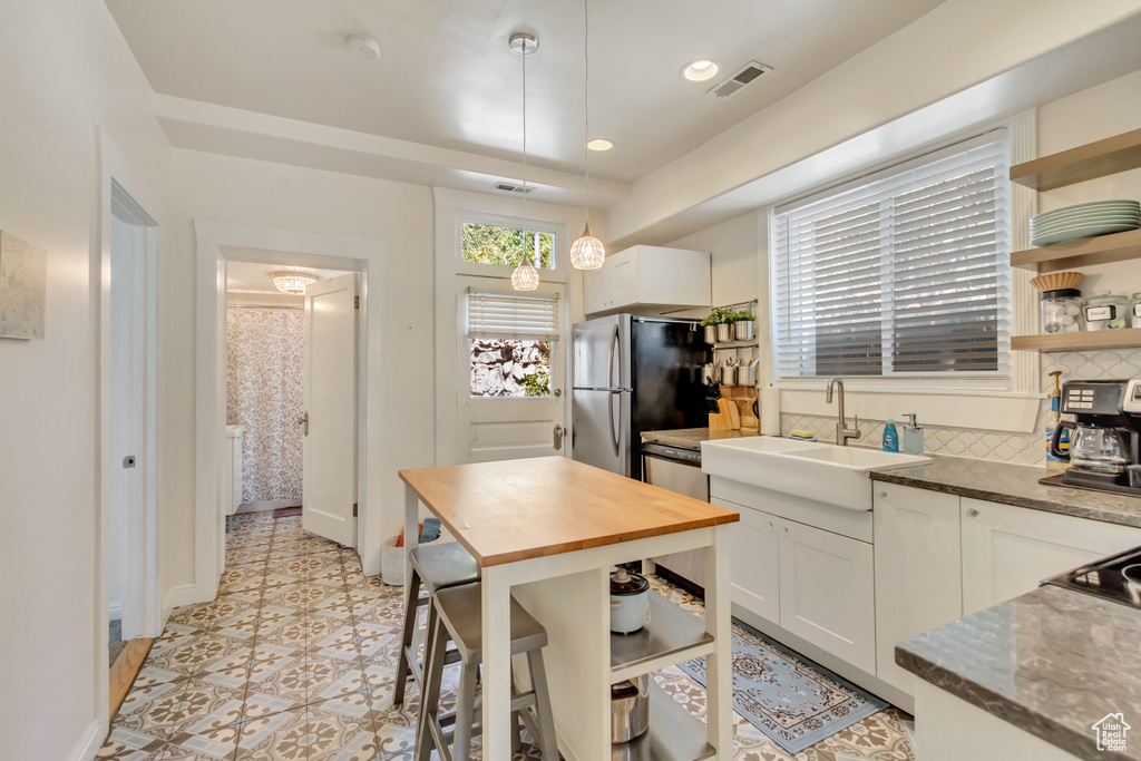 22 W 300 N Salt Lake City, UT 84103