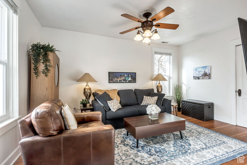 22 W 300 N Salt Lake City, UT 84103